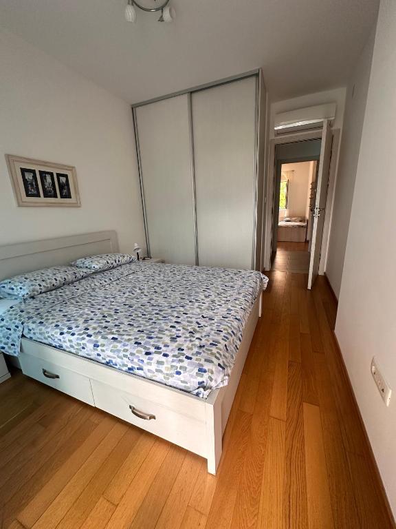 Spectacular Two Bedroom Apartment with Parking - 1