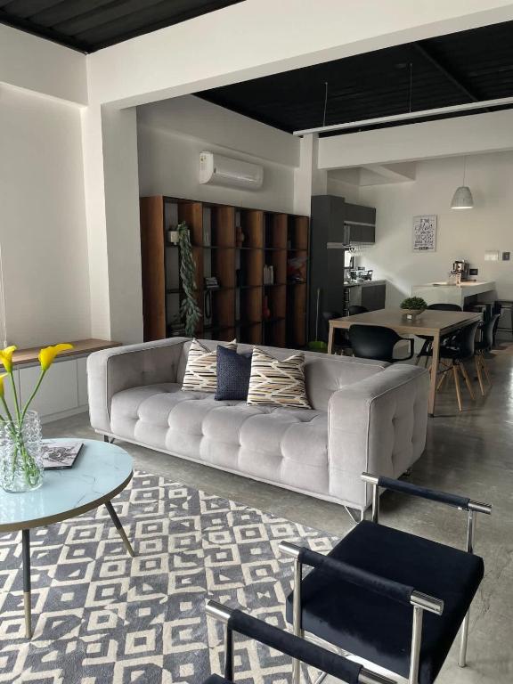 Modern and beautiful 3BD Industrial Loft in Lomas - 1