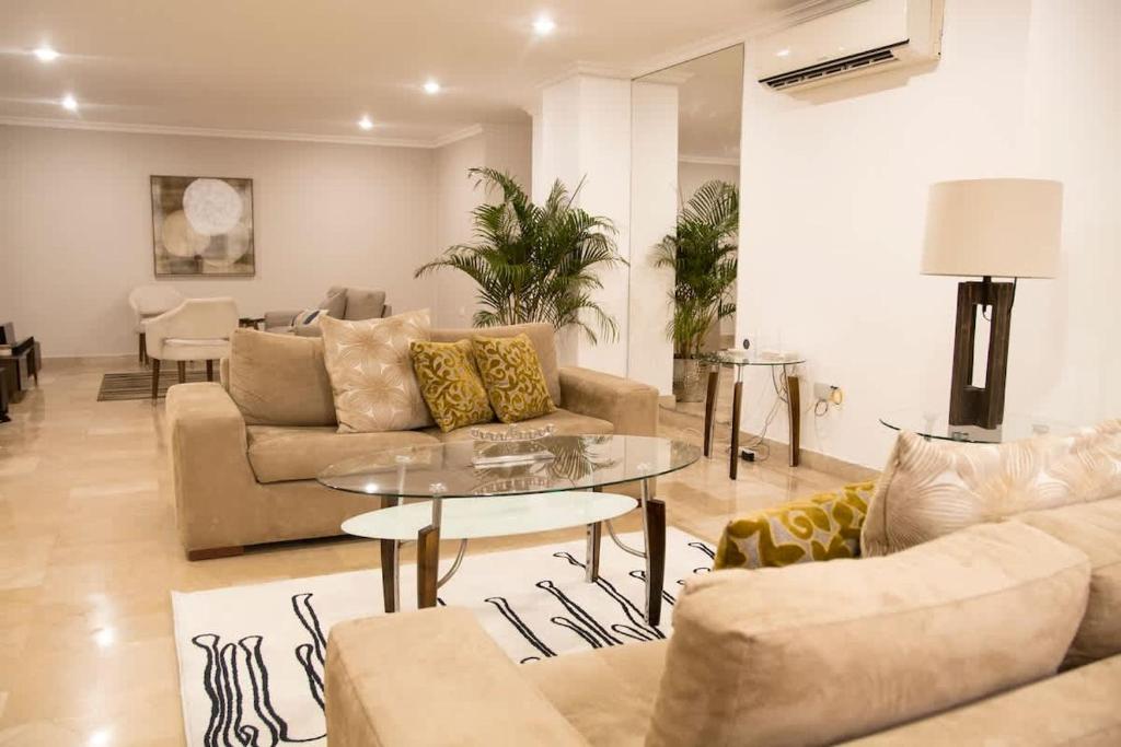Elegant entire floor with amazing city view - 2