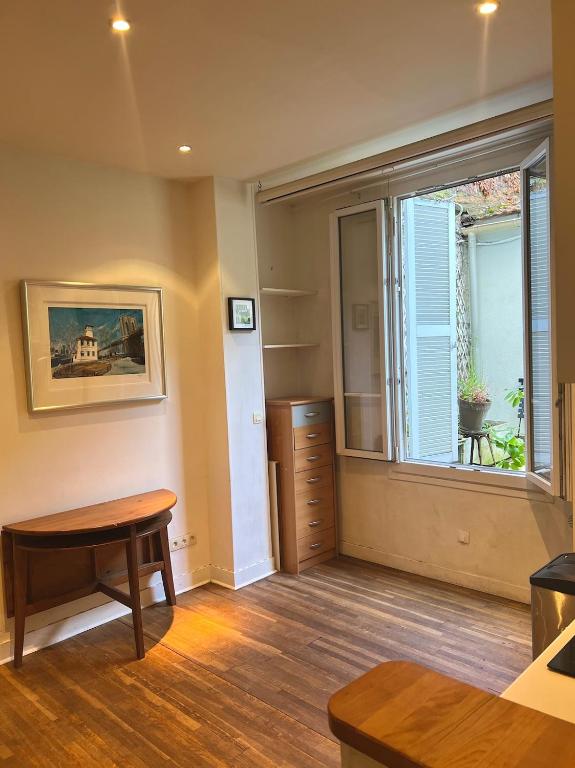 Secret garden studio - steps from Rue Lepic - 3