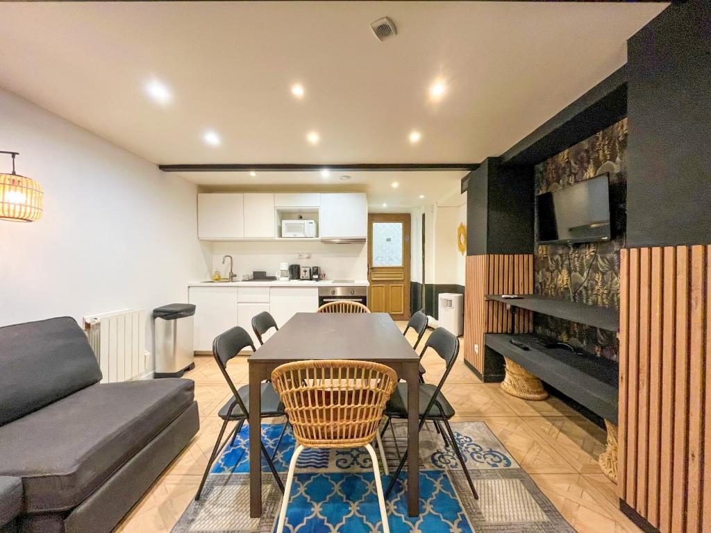 UrbanFlat 86 - Cocon Parisien de 2 Chambres Emplacement Ideal - 2