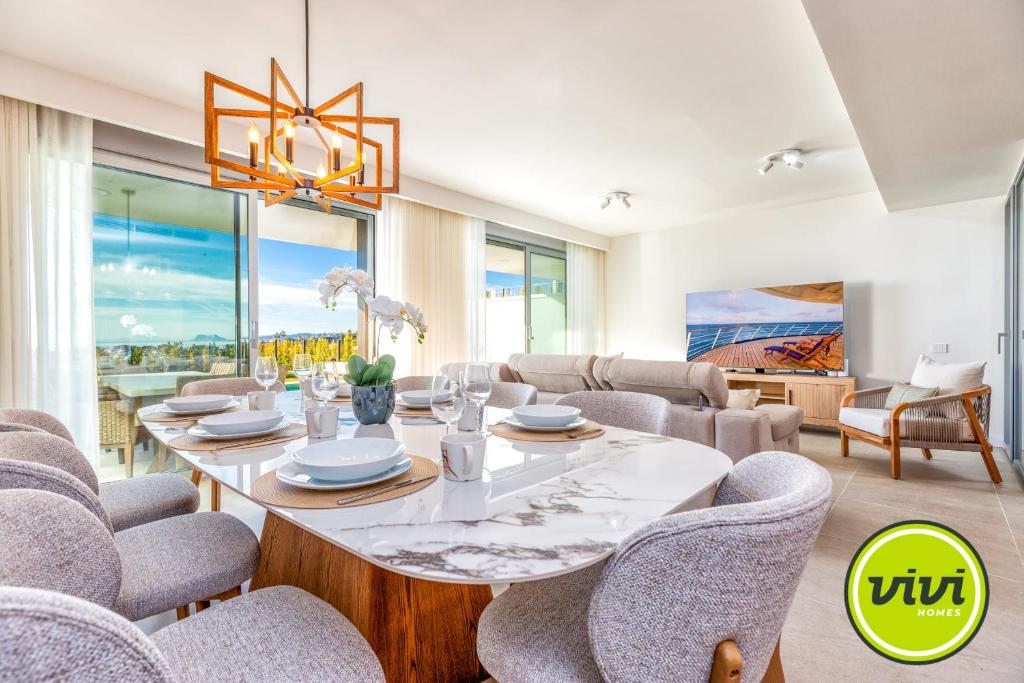 ViVi Homes - Casa Sol Estepona - Private pool - Garden - View - 2