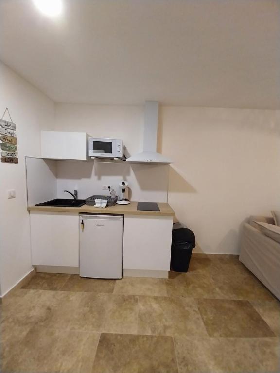 Studio centre village - 3