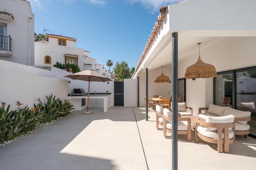 Golden Mile Villa 4 Ensuite BR Private pool - 2