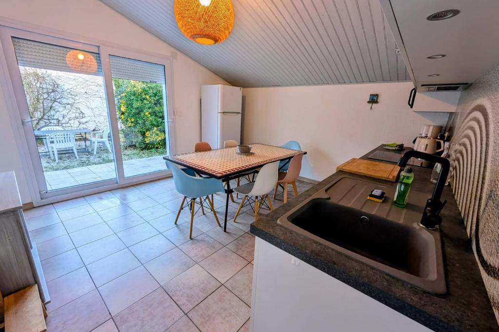 Pretty house in a quiet area 100m from the beach - 5