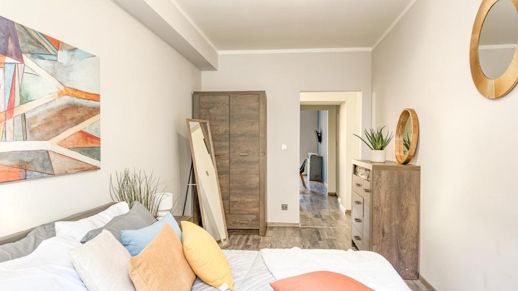 Residenza Santa Anastasia At Piazza Erbe Blu Charme with lift and AC - 4