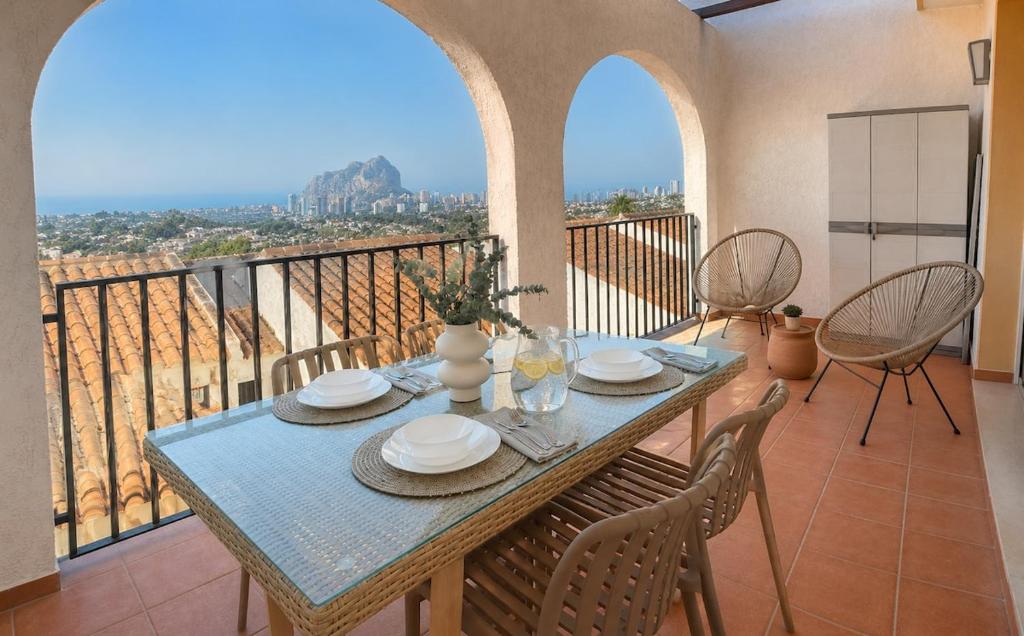 Apartamento residencial con vistas al mar en Calpe - 1
