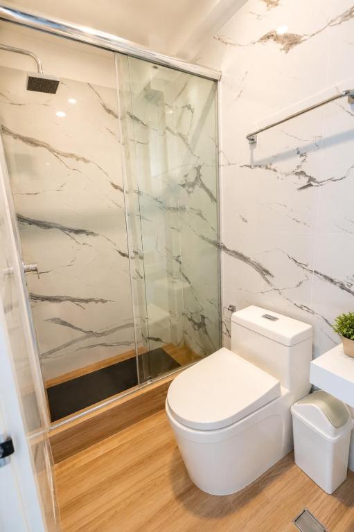 Suite Studio - 1WC - 2 Guests - Floor 1 - 4