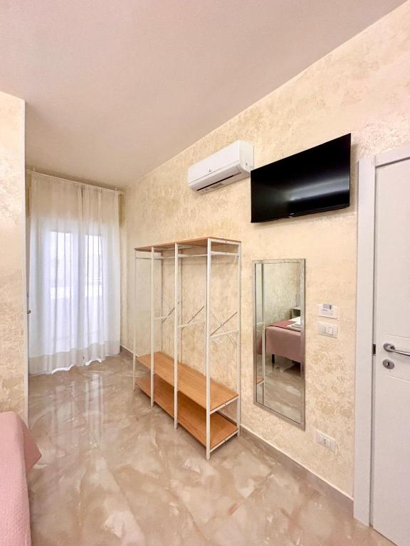Le Rondini sul Mare Rooms - 3