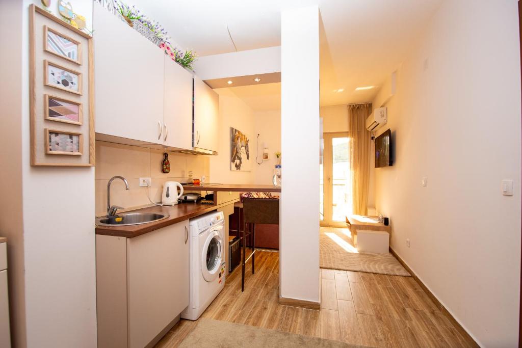 Cozy Pearl Apartment - 2