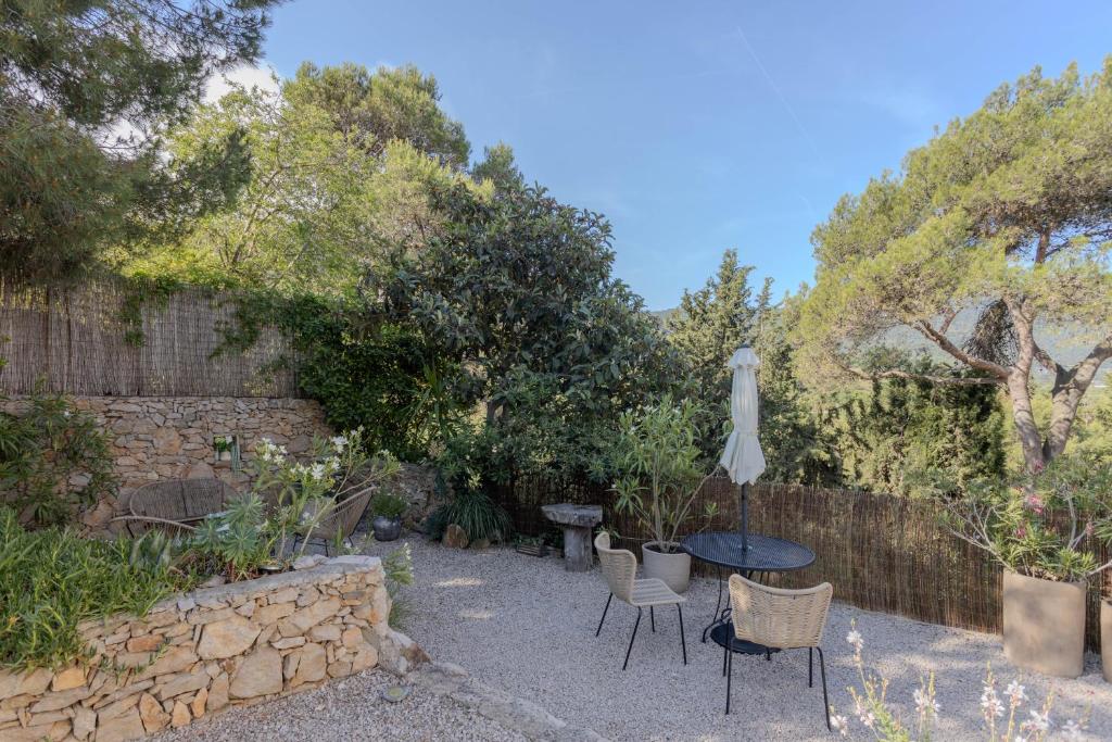 Studio lumineux avec jardin privé et parking - 3