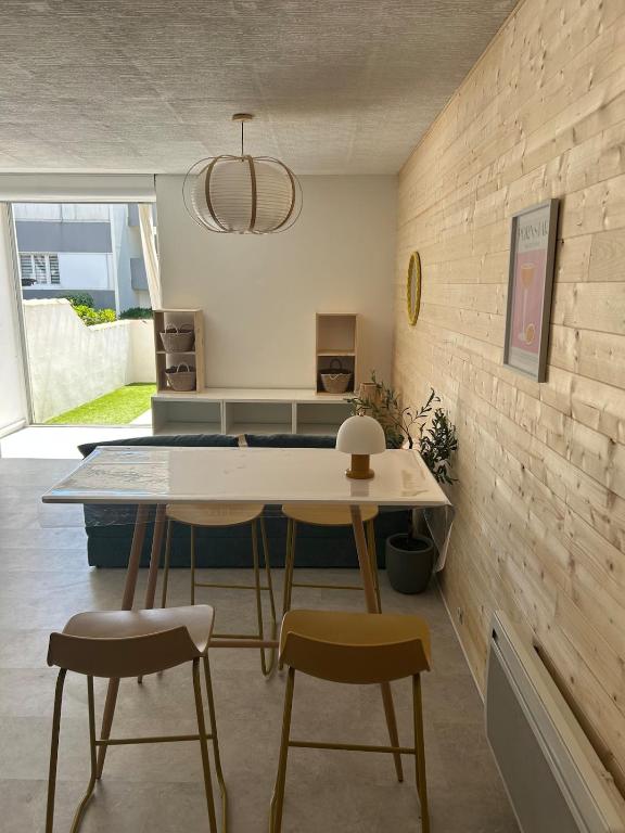 Studio cosy avec terrasse à 400m de la plage - 3