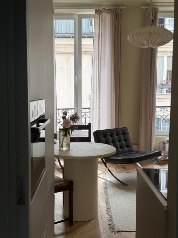 Sentier Appartement d architecte au cœur de Paris - 2