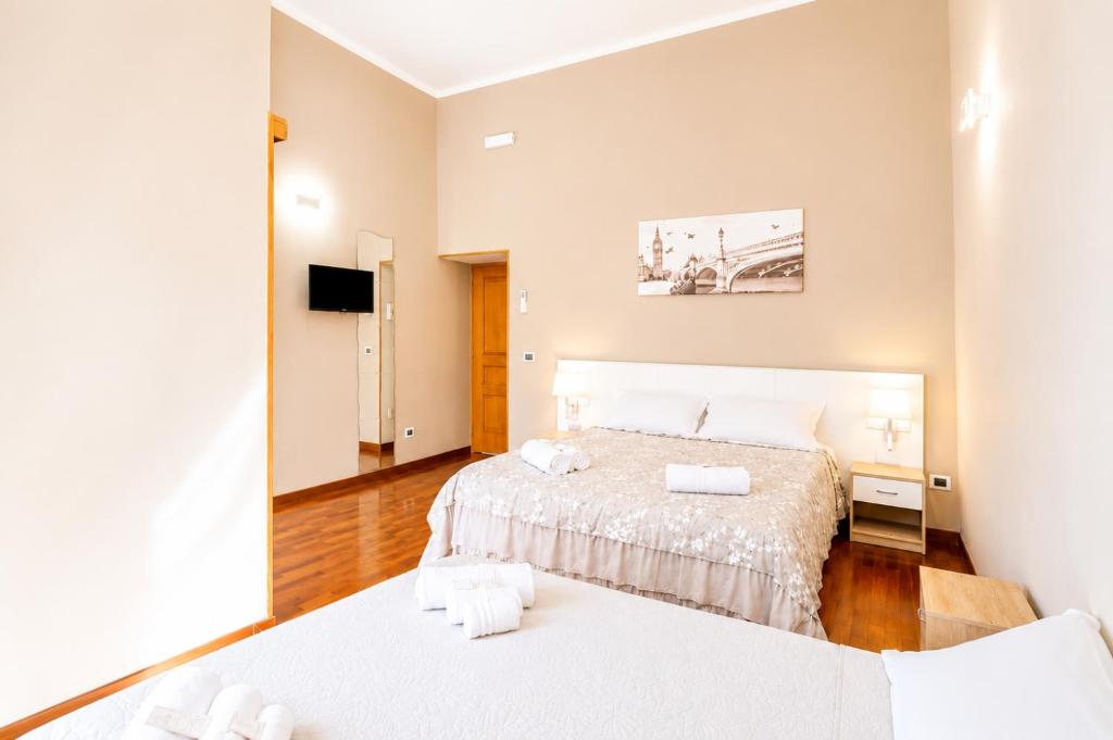 Bamba Luxury Suites Napoli Central Station - 1