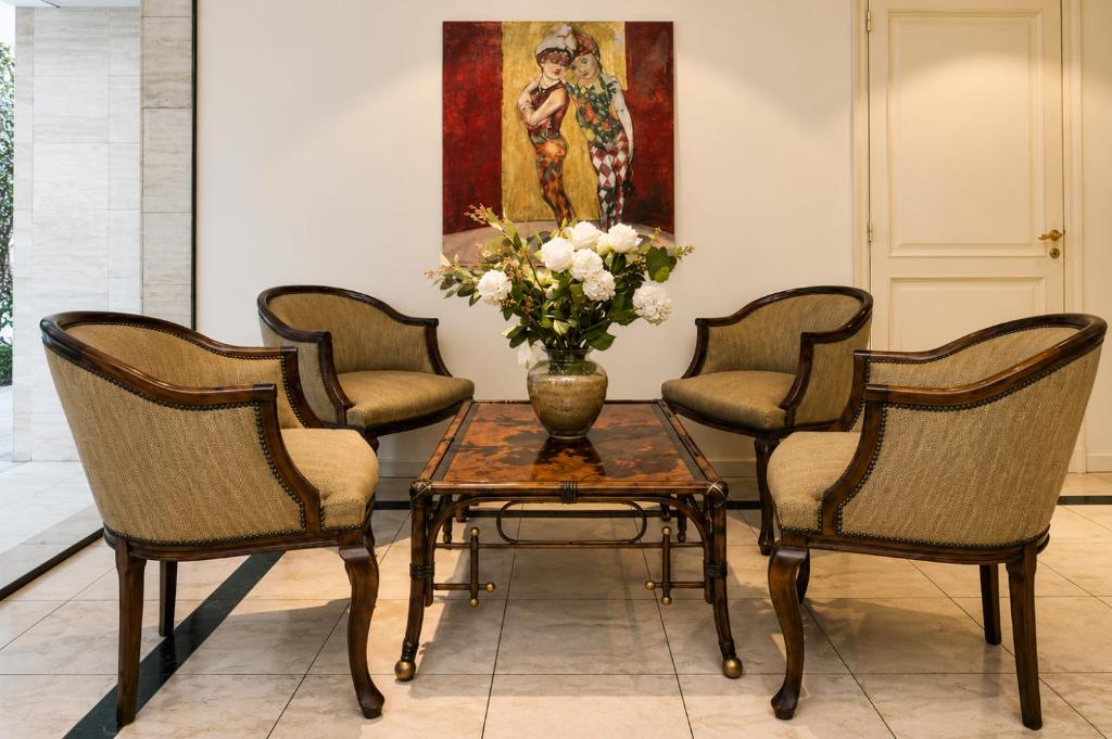 Mayla Apartments - 1
