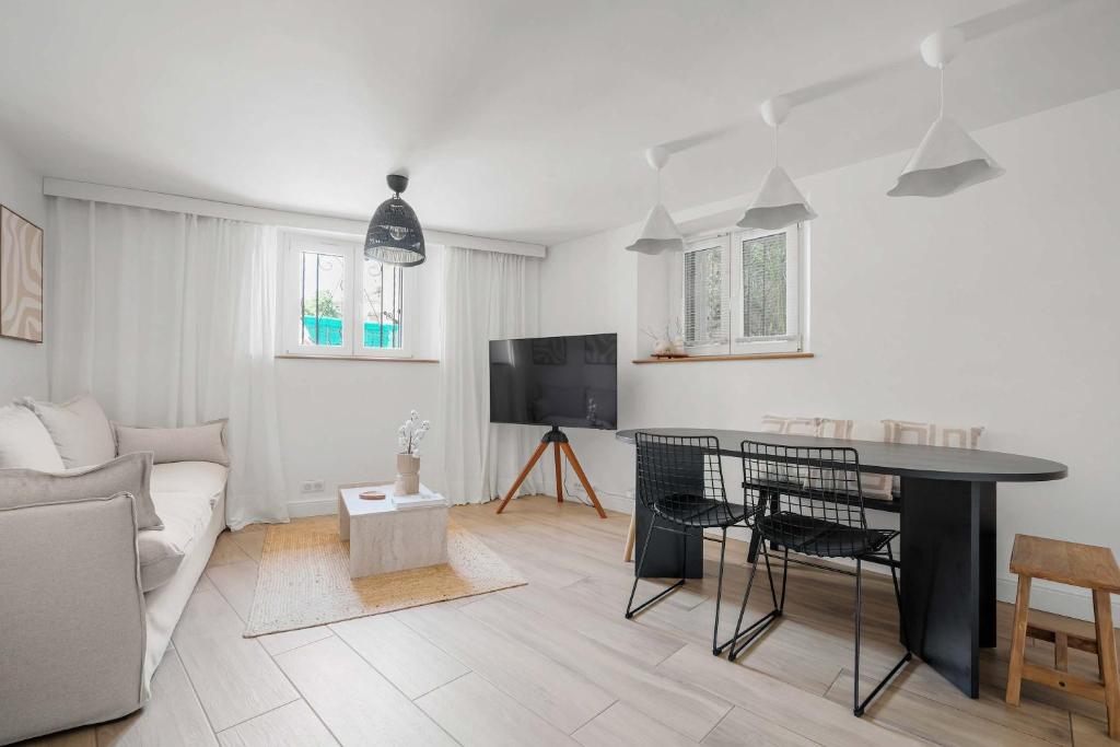 A063 Superbe 2 chambres avec terrasse Centre - 2