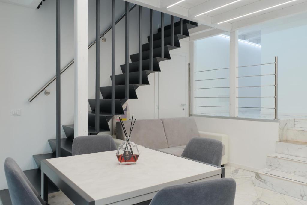 Arena Apartment - Refined Stay in Verona - 2