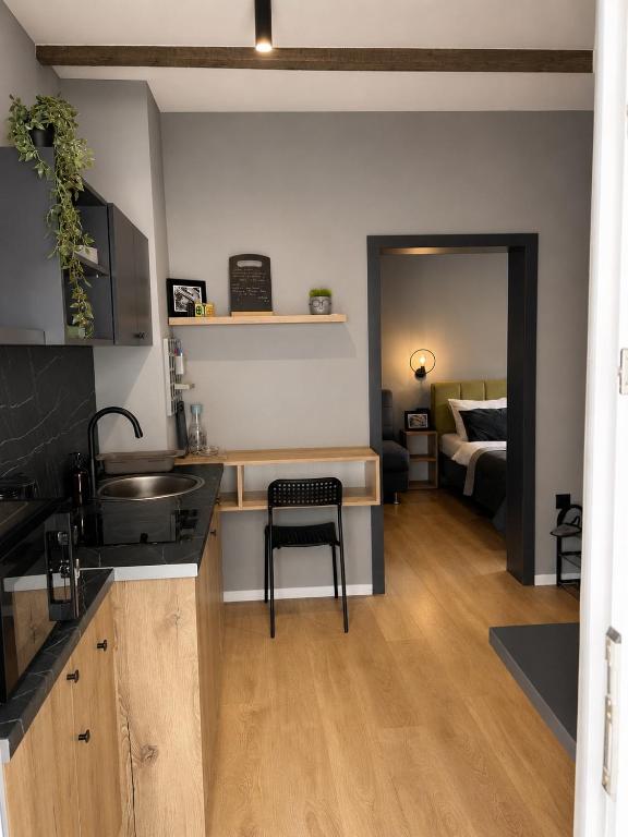 Old Town Premium Apartments- Free Parking - 4