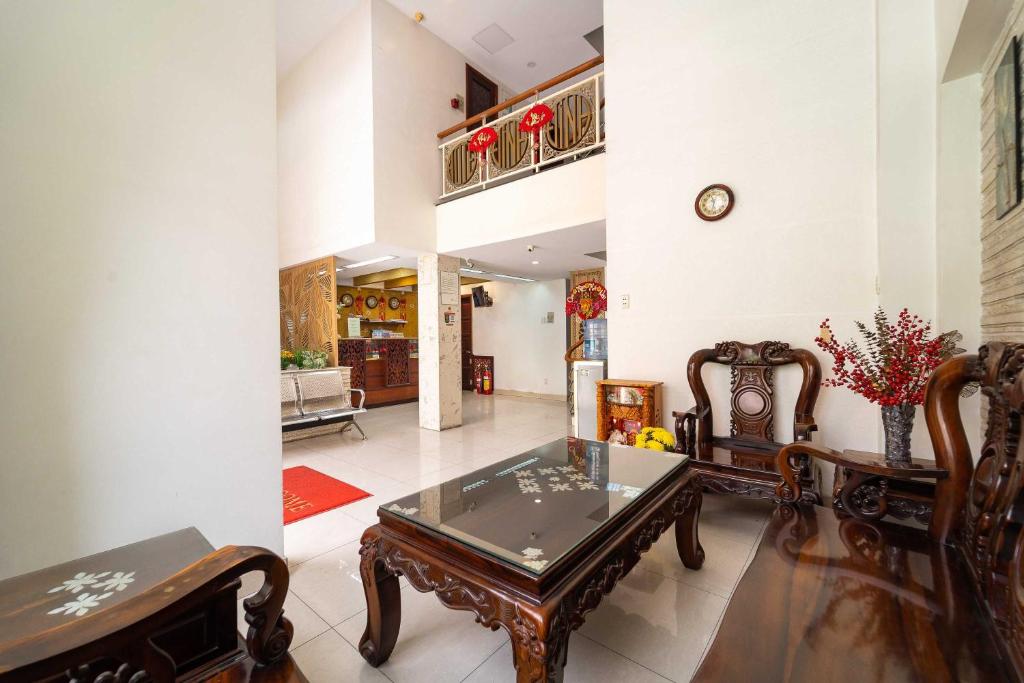 Dinh Dinh 2 Hotel