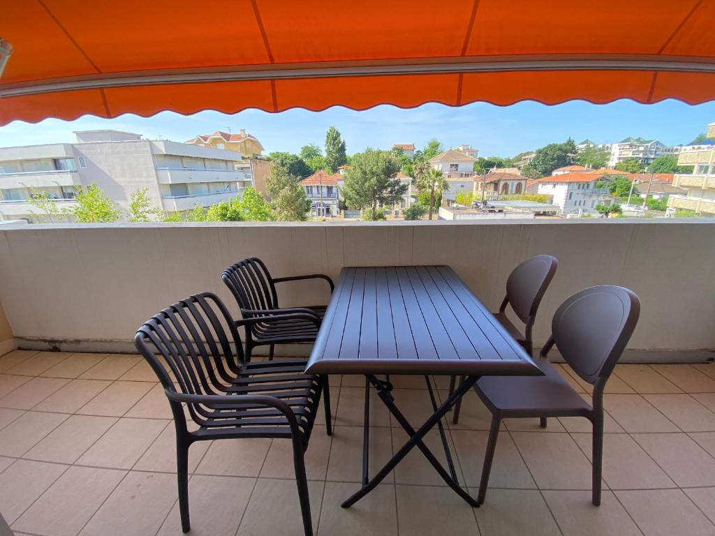 Appartement T2 avec terrasse sud - Accès plage - FR-1-374-246 - 2