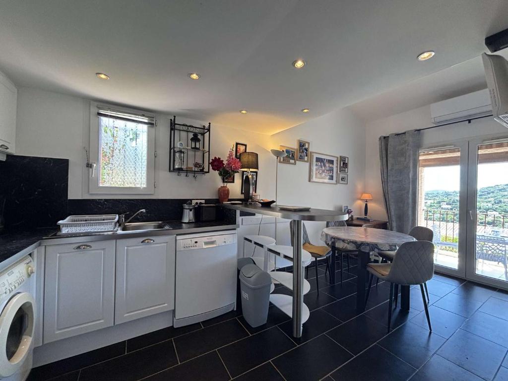 Appartement vue mer, climatisé - 4 pers. - FR-1-226B-260 - 2
