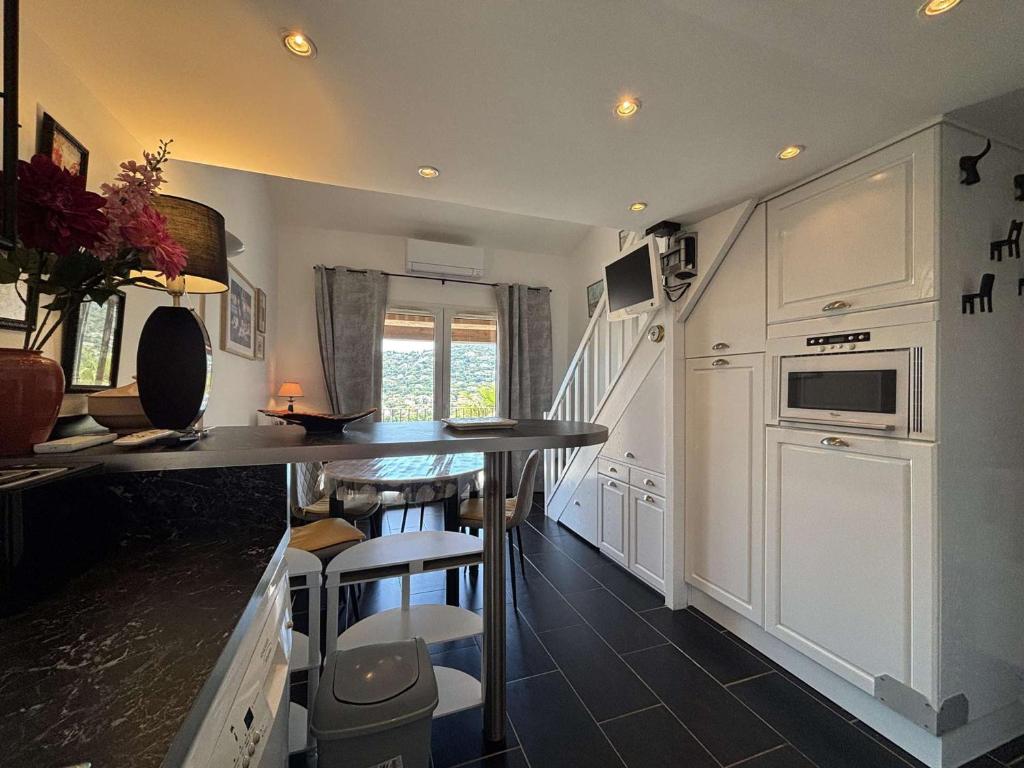 Appartement vue mer, climatisé - 4 pers. - FR-1-226B-260 - 4