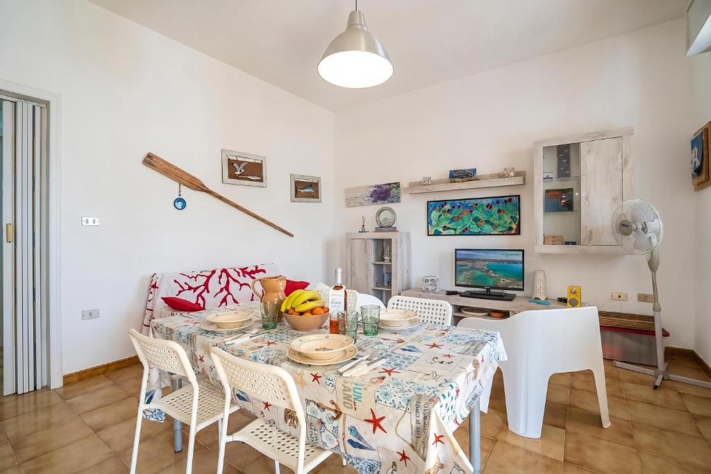 Dimora Del Mare Near The Sea - Happy Rentals - 3