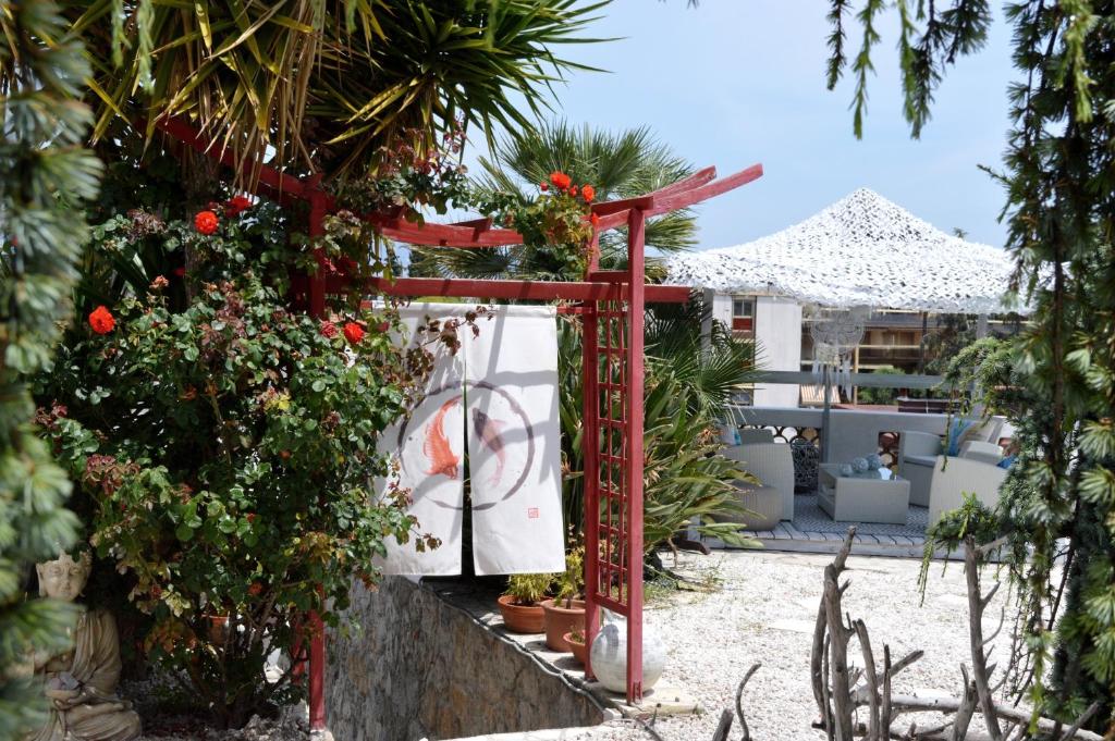 Villa le Mazet, Nice, piscine, vue mer, Promenade des Anglais, Baie des Anges - 2