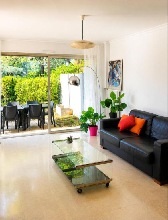 Rare appartement jardin privatif 130m2 piscine parking 6 à 8 personnes Antibes - 4