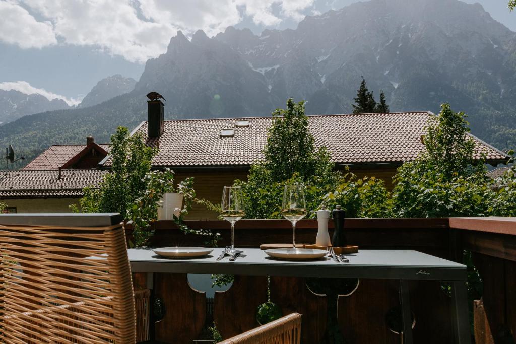 Die Karwendelsuite - 5 Sterne FeWo mit bestem Bergblick, zentrumsnah & ruhig gelegen, familienfreundlich - 2