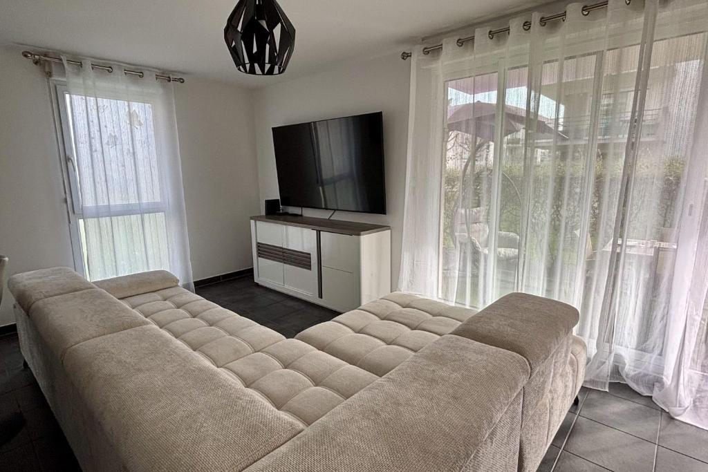 Beautiful Apartment with Terrace in Colmar - 4