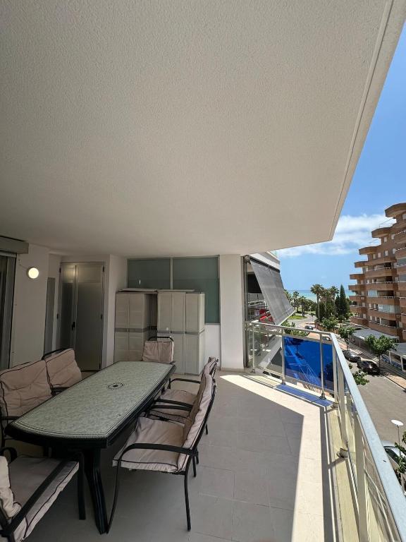 M319 - Mondrian World, Excepcional - ServHouse - 1