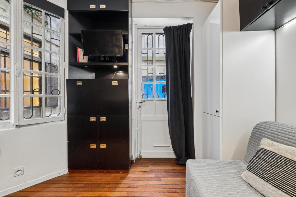 Lavie Maison: Marais Studio Gem - 5