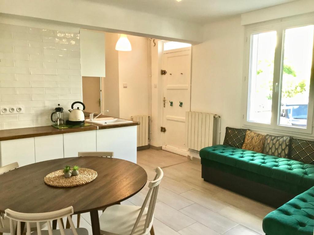 Blue Summer Vibes - Apartment 5 - AC, parking, beach at 50m, SPA discnt - 2