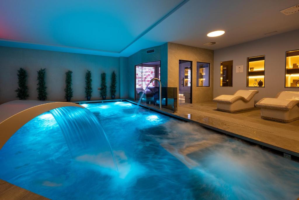 Grand Plaza Hotel & Wellness