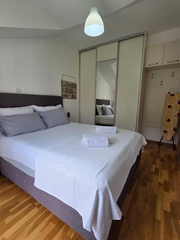 Mare Vita Apartment - 5