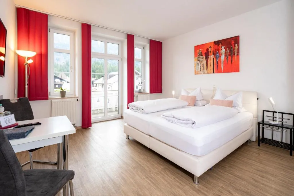 Hotel Garni Ammergauer Hof