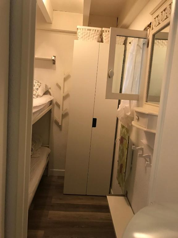 DUPLEX-STYLE playhouse - 3