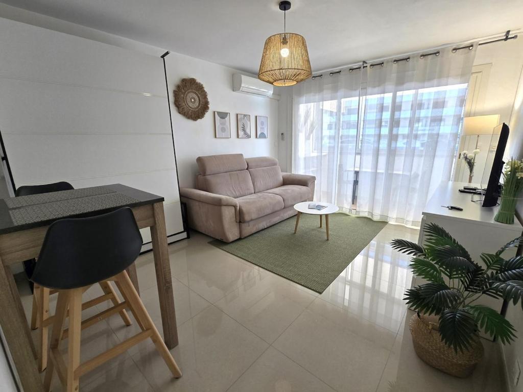 Cocon bord de mer, elegant apartment with AC and parking and wifi - 5