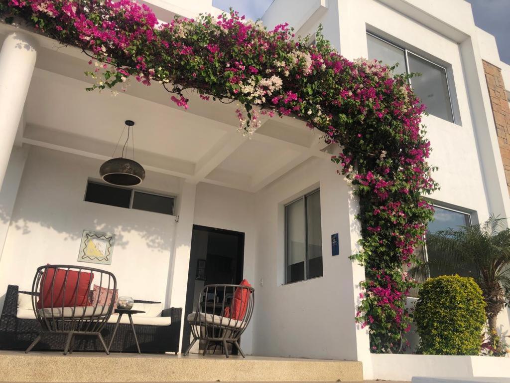 Awesome Beach House 3BD Pool and BBQ in Punta Blanca - 2