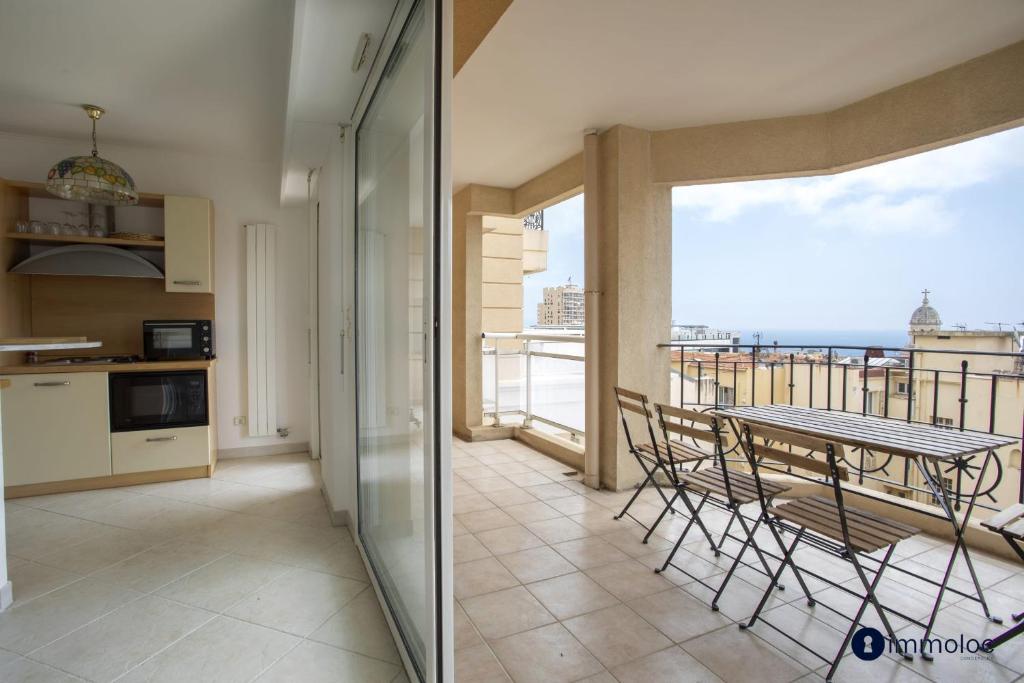 Appartement au centre de Beausoleil avec terrasse - 2