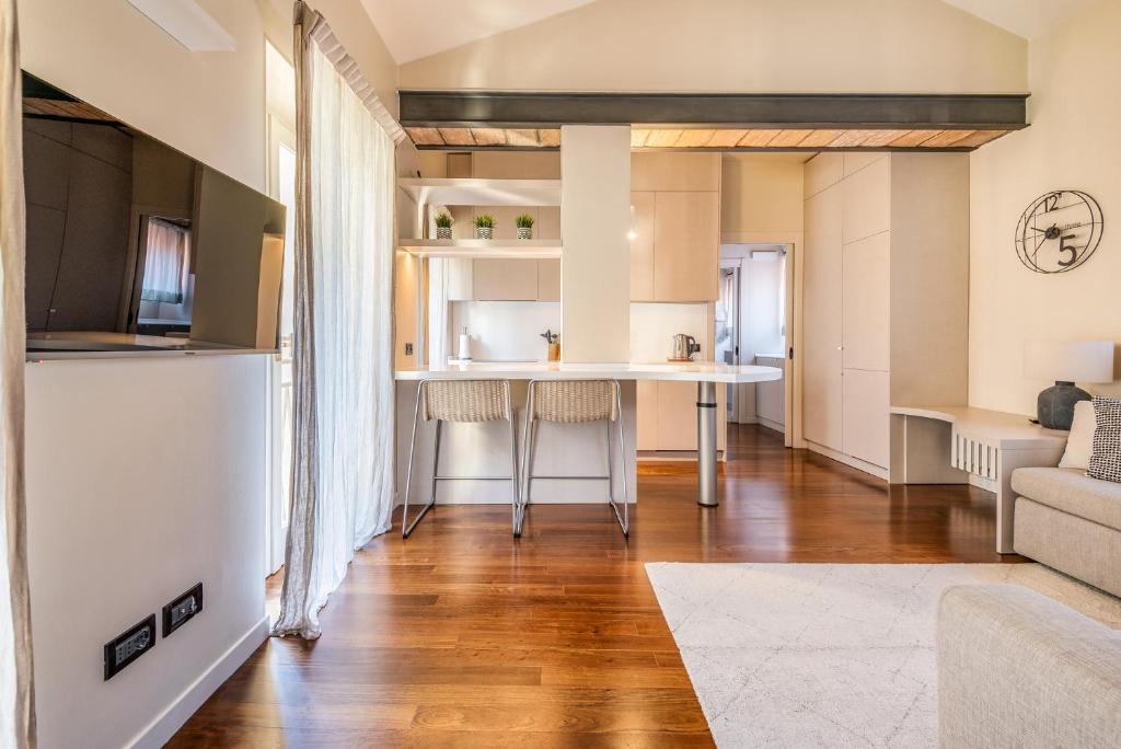 Moscova Luxury Hideaway - La Vista Apartments - 1