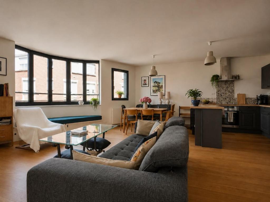 Appartement spacieux et lumineux avec chambre - 2
