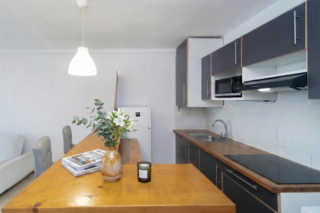 WELCS APARTAMENTO 380 EMP con terraza y parking - 5