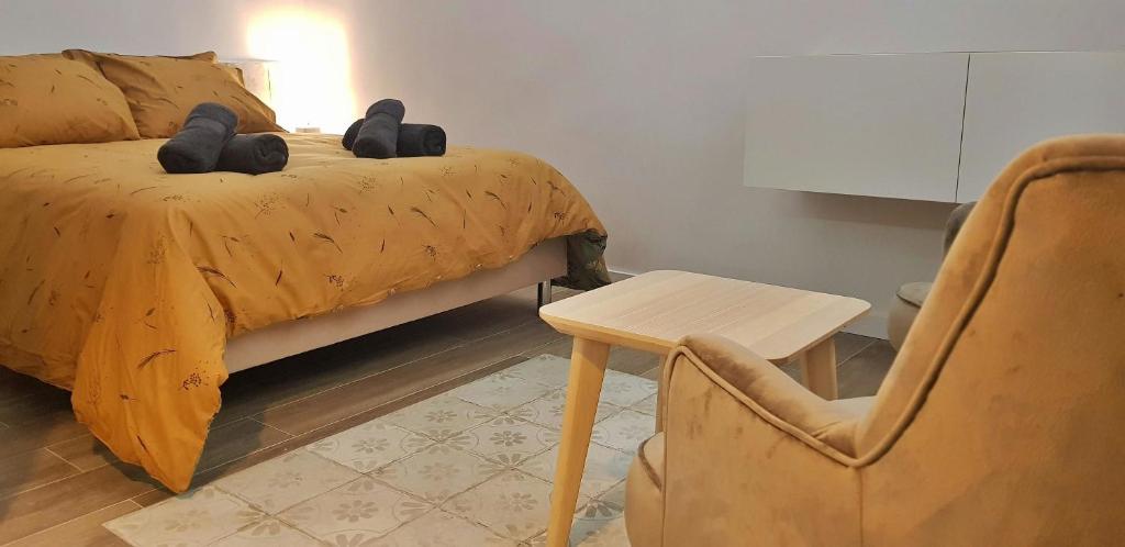 S3.Mercat Sant Antoni - Central Location. Metro L2 - 5