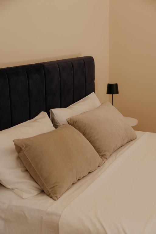 Modern Seaside Studio Apartment - 2