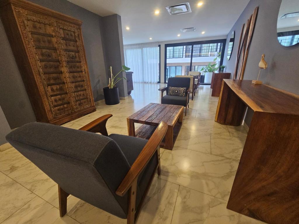 Near beach and 5th Av Great Studio - 2