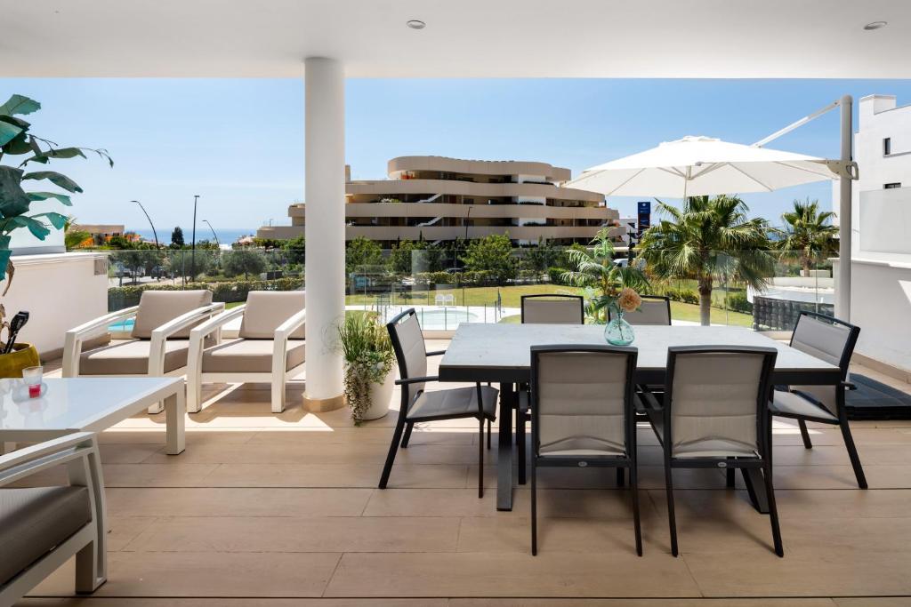 Higueron Blue Skyline View by Alfresco Stays - 4