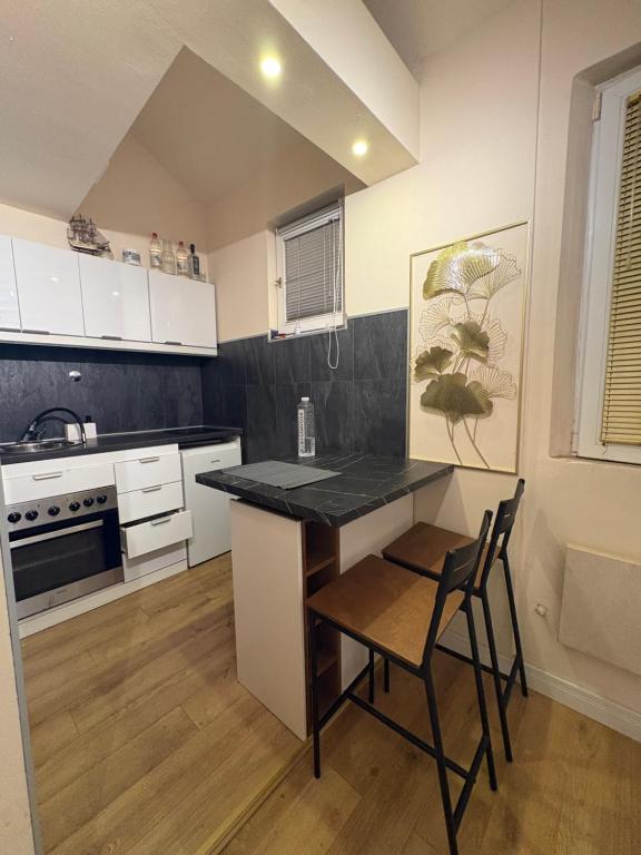 Central BG Apartments - 5