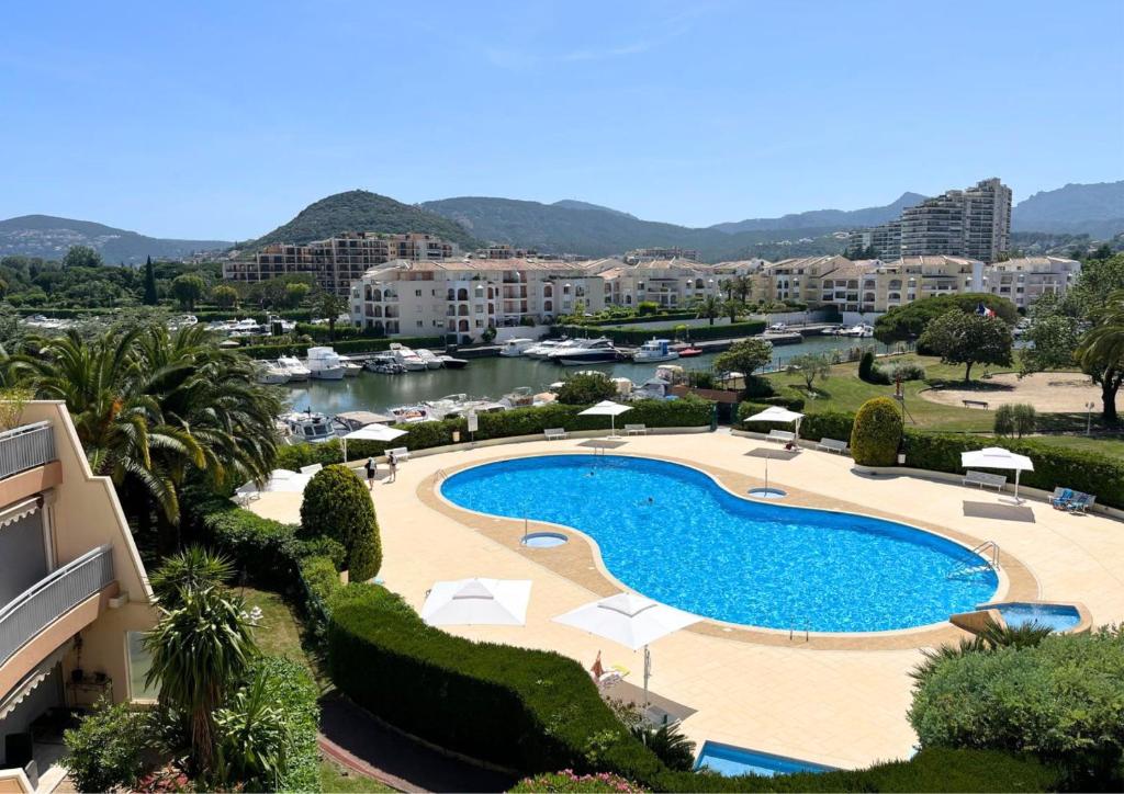 Cannes Marina Vue Exceptionnelle Port et Piscine - 1